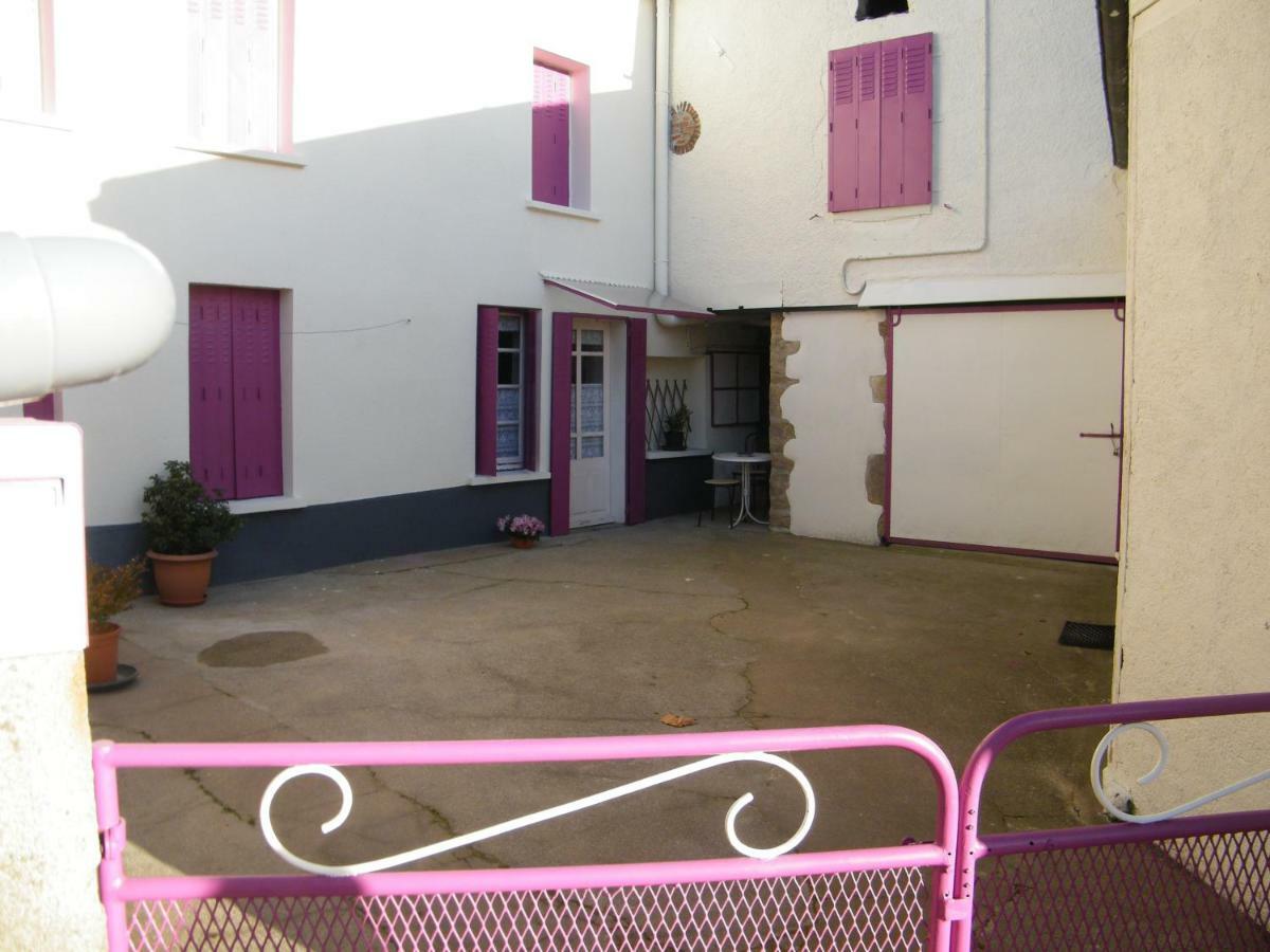 La Chapelle Villa Exterior photo